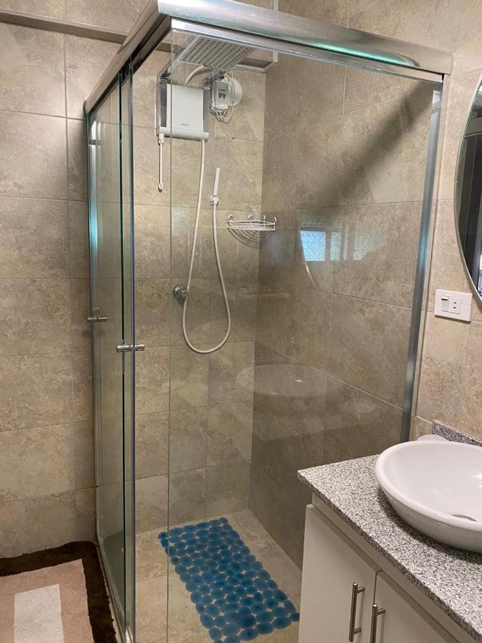 Hospedaje En Quito Norte, Apartamento & Suite Independientes Экстерьер фото