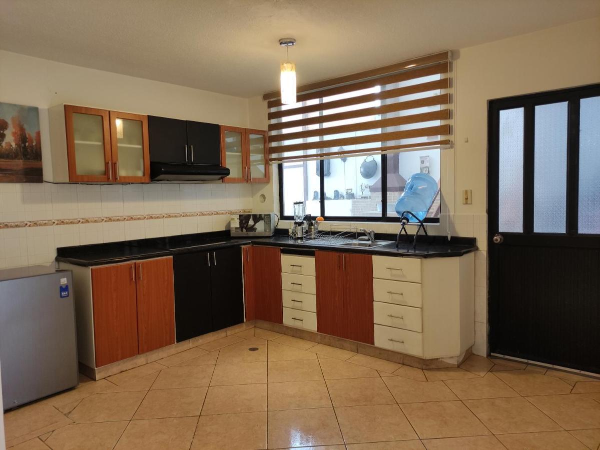 Hospedaje En Quito Norte, Apartamento & Suite Independientes Экстерьер фото